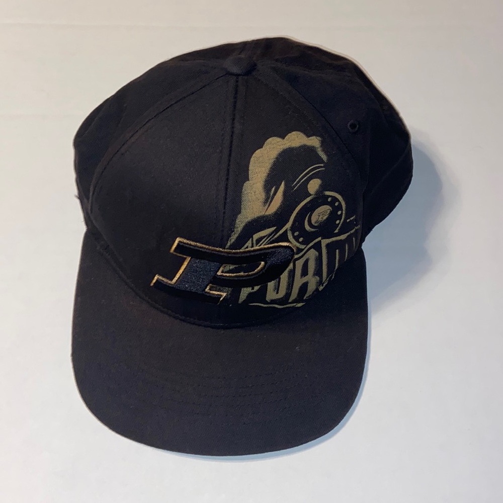Purdue black baseball cap size M/L